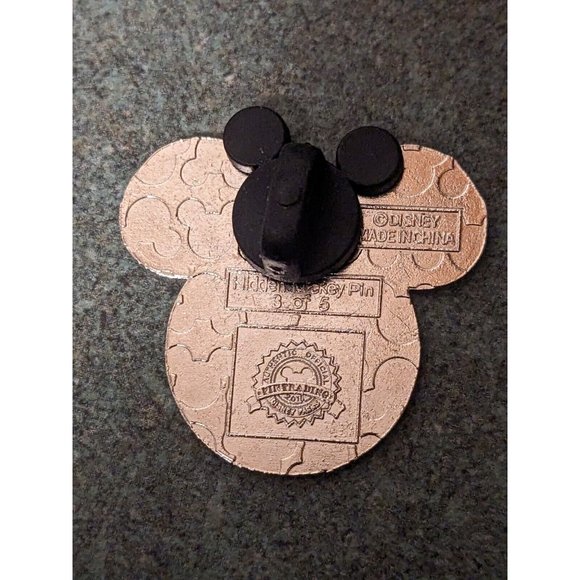 Disney Parks pin Trading Muppet Vision 3D Cast Member Costumes Hidden Mickey - Picture 2 of 2